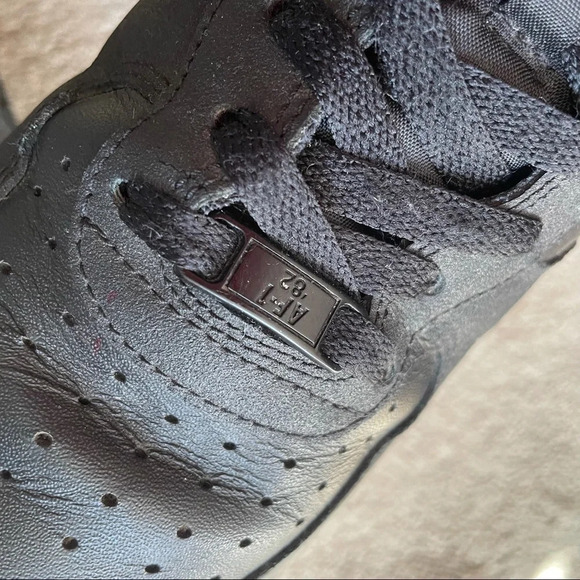 Men's Air Force 1 Mid 07 Black 315123-009 size 10 - Picture 12 of 16